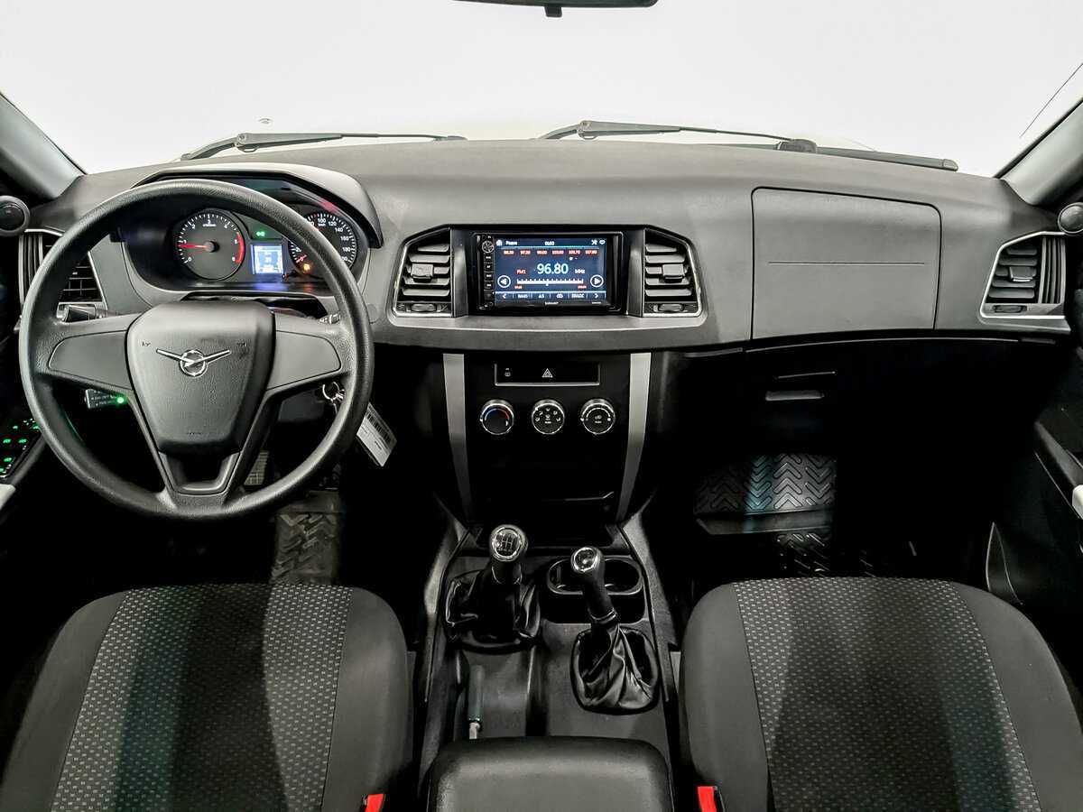 УАЗ Patriot 2018 года с пробегом. Фото: #13