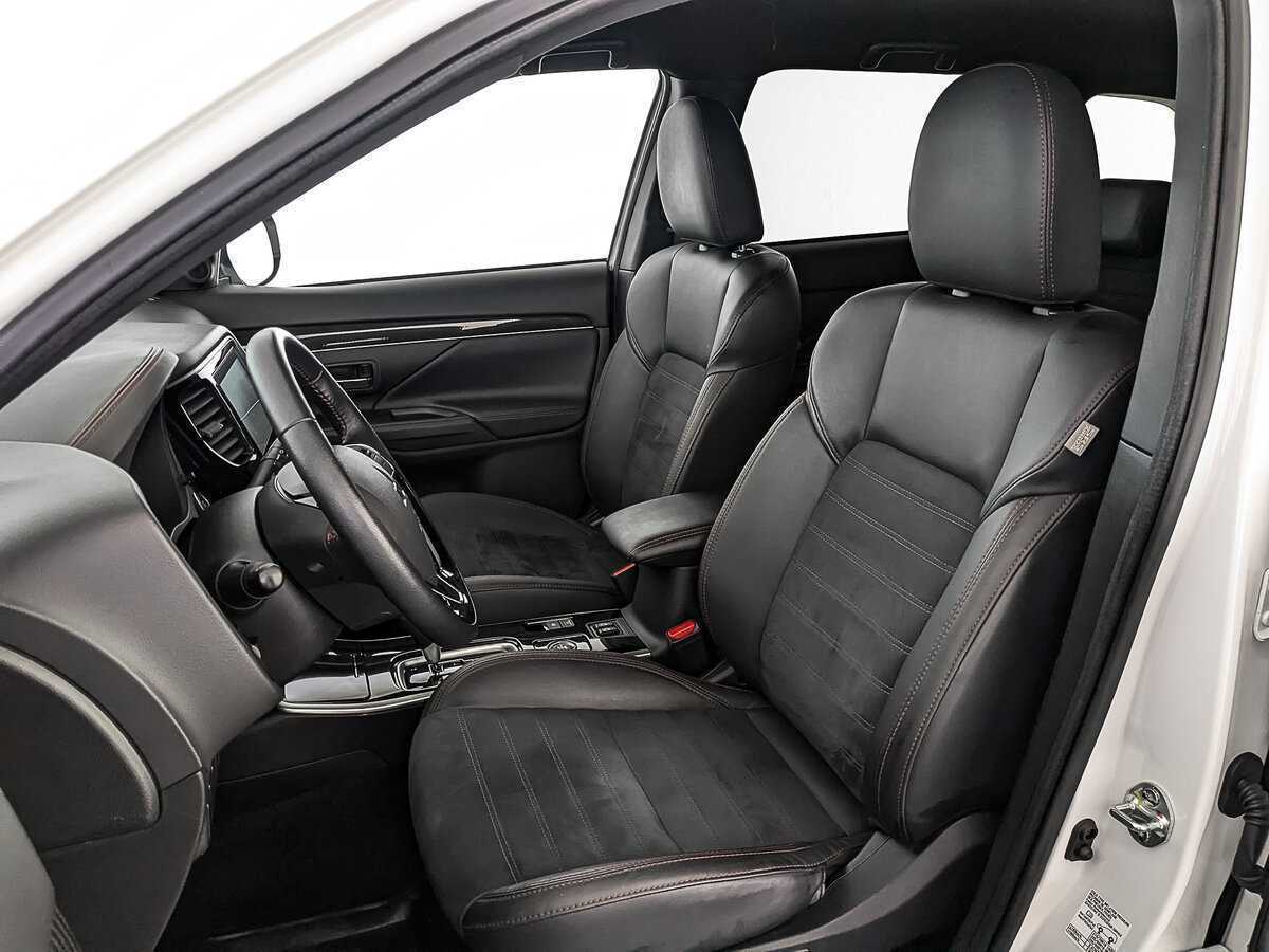 Mitsubishi Outlander 2022 года с пробегом. Фото: #19