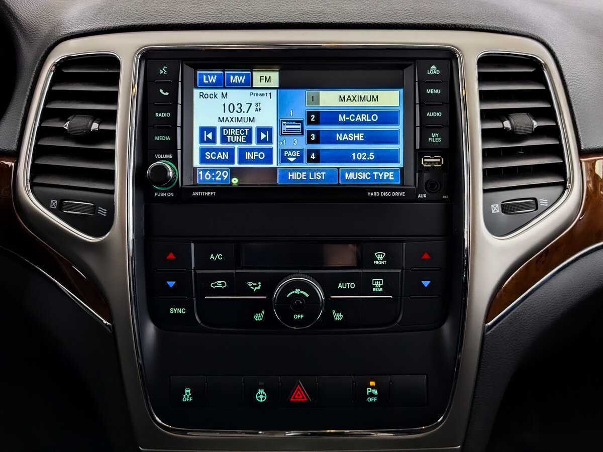 Jeep Grand Cherokee 2012 года с пробегом. Фото: #14