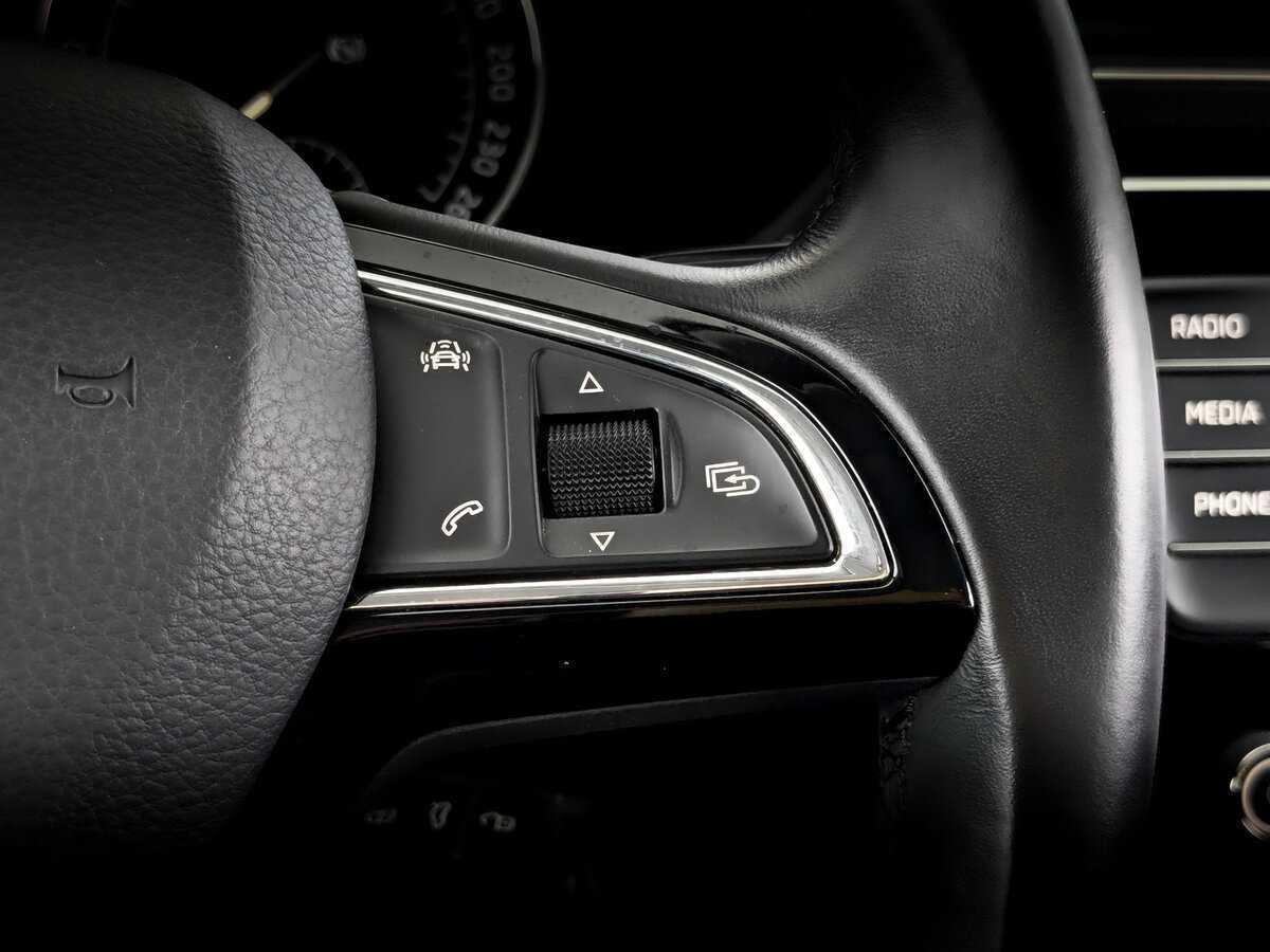 Skoda Superb 2018 года с пробегом. Фото: #26