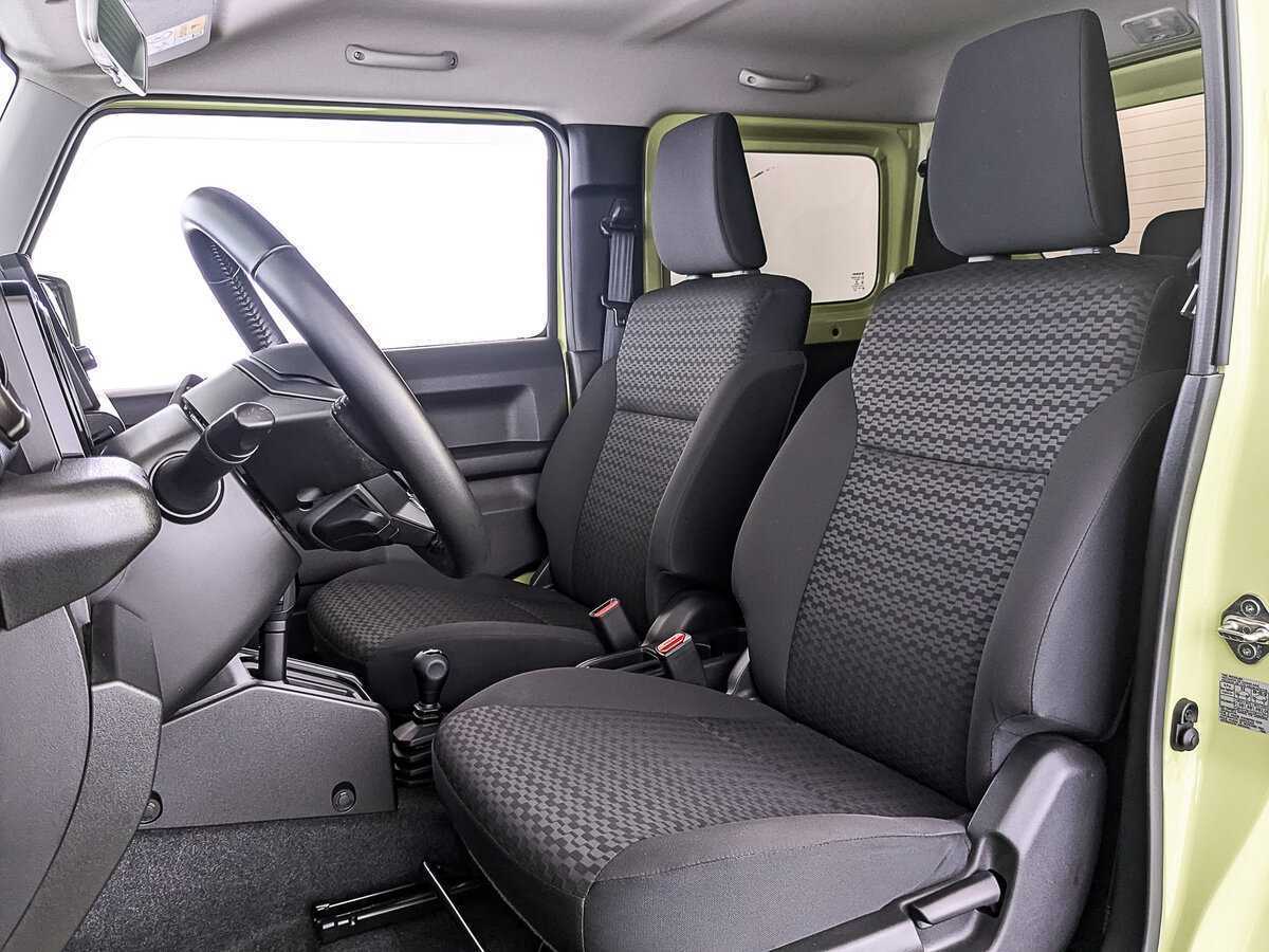 Suzuki Jimny 2021 года с пробегом. Фото: #19