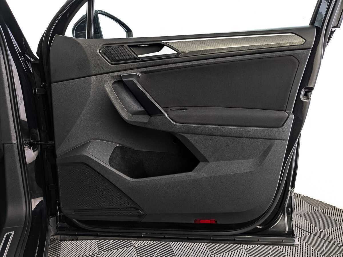Volkswagen Tiguan 2018 года с пробегом. Фото: #19