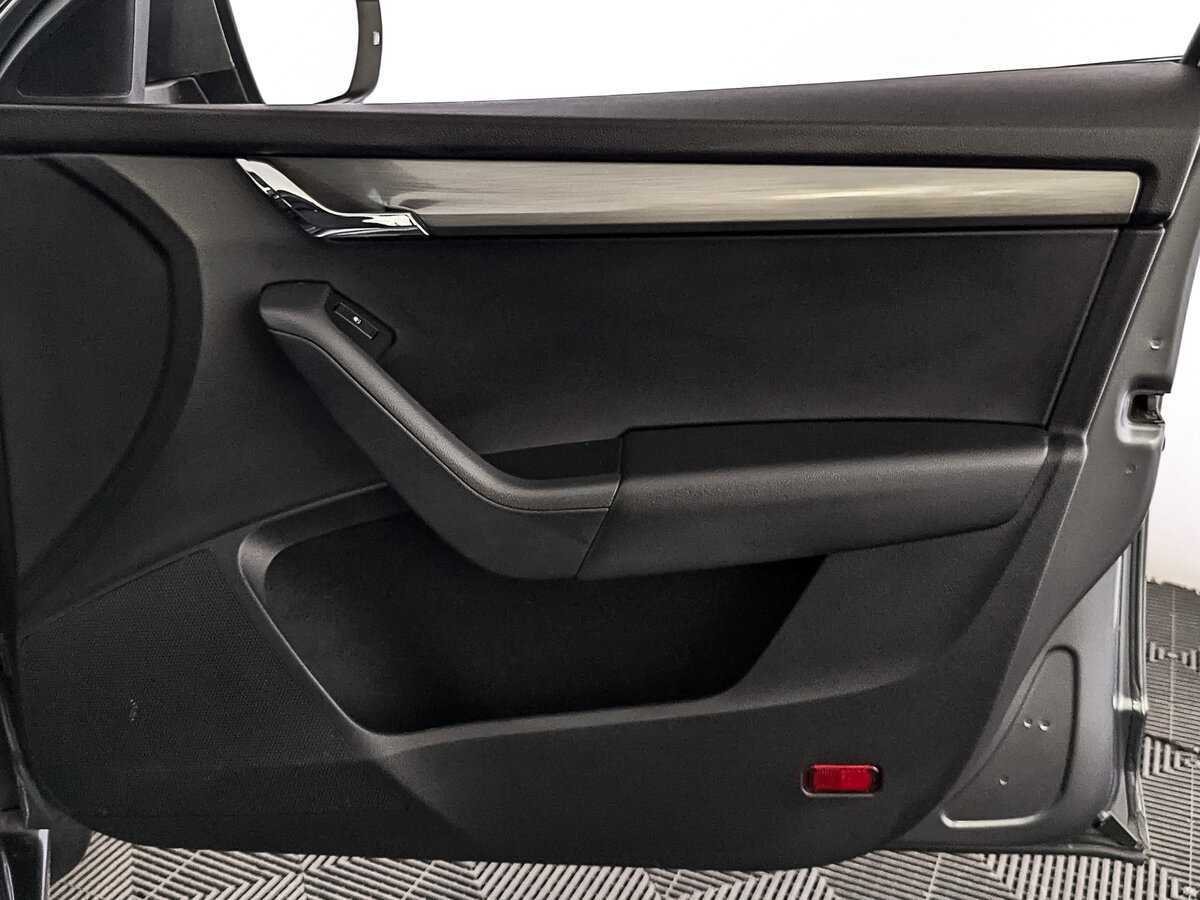 Skoda Octavia 2018 года с пробегом. Фото: #24