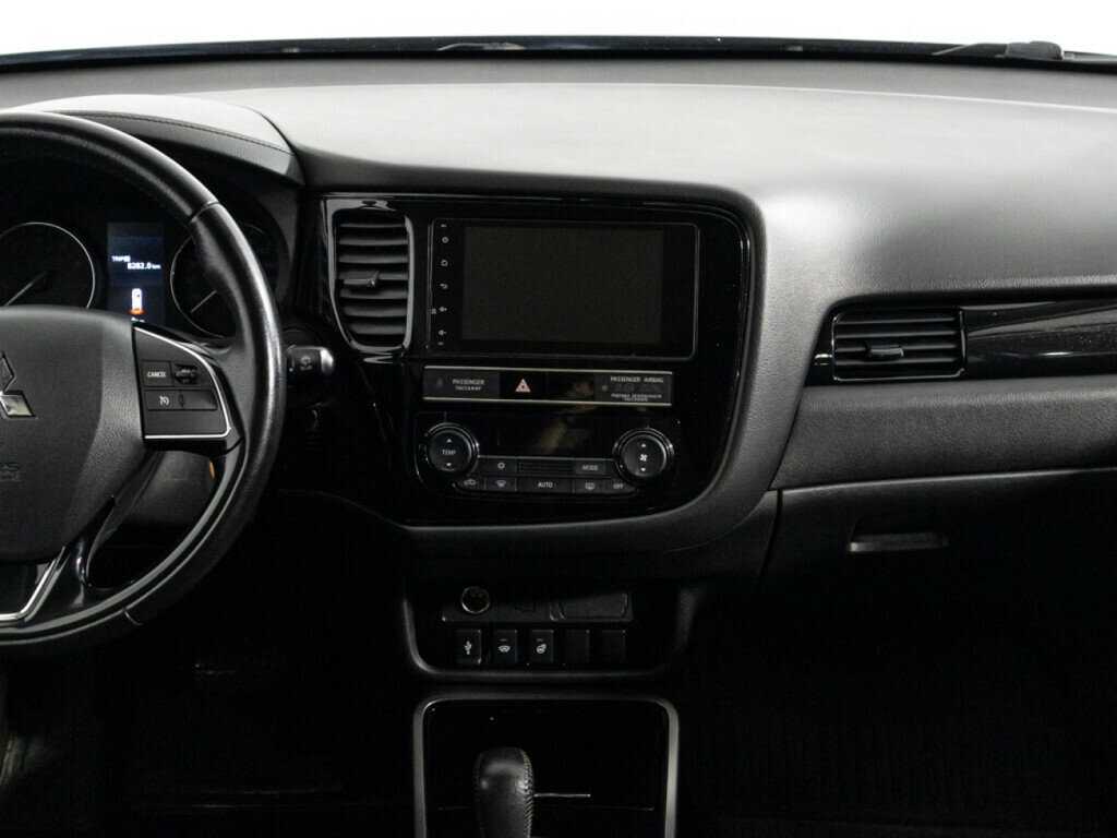 Mitsubishi Outlander 2019 года с пробегом. Фото: #13