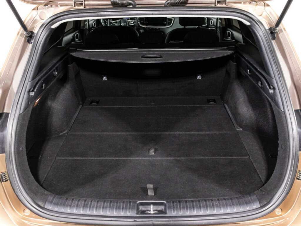 Kia Ceed 2021 года с пробегом. Фото: #14