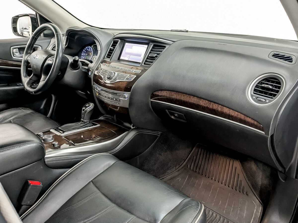 Infiniti QX60 2017 года с пробегом. Фото: #10