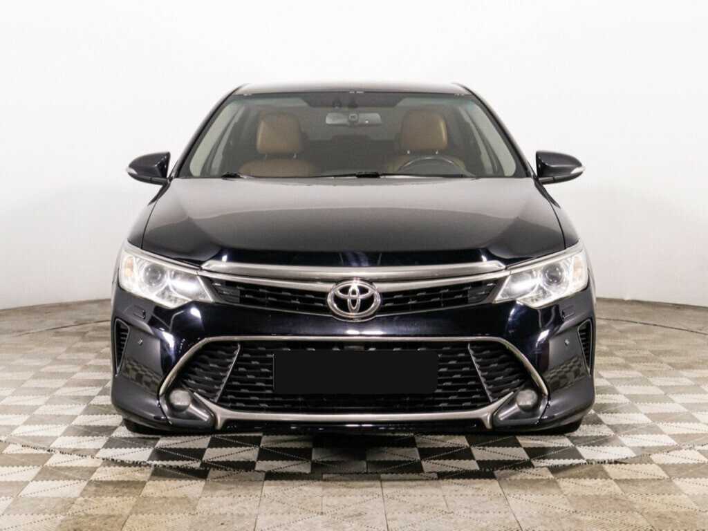 Toyota Camry 2017 года с пробегом. Фото: #1