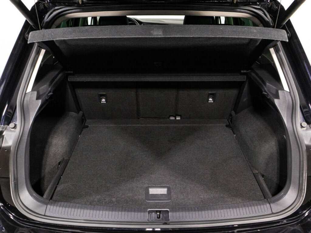 Volkswagen Tiguan 2019 года с пробегом. Фото: #14