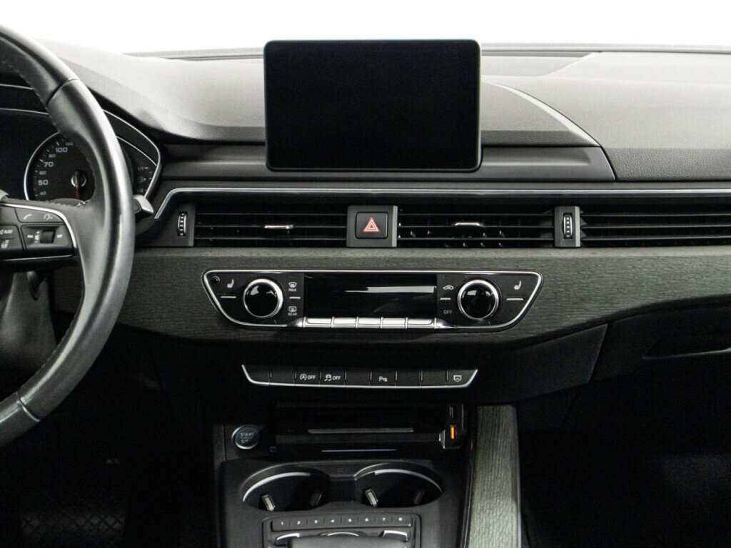 Audi A4 2019 года с пробегом. Фото: #13