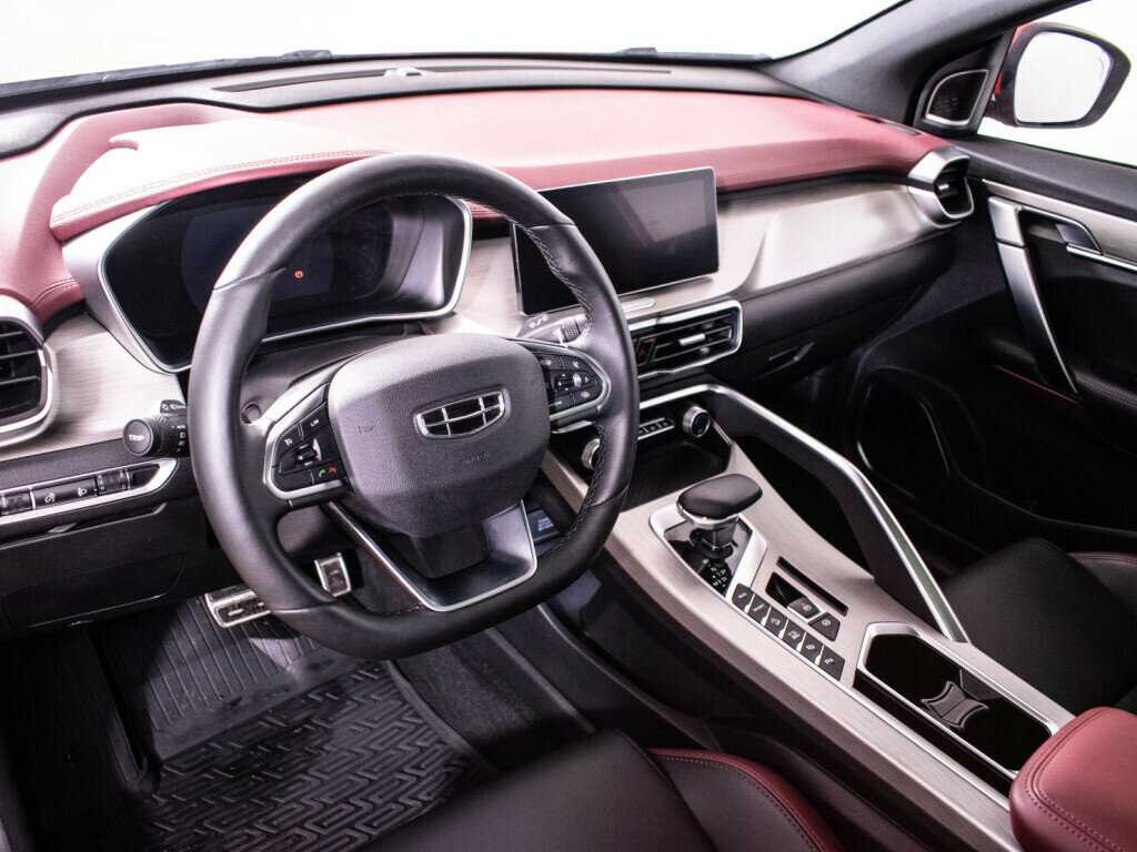 Geely Coolray 2022 года с пробегом. Фото: #14