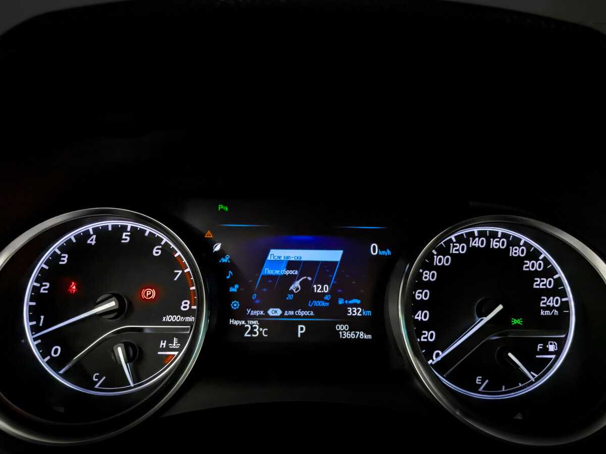 Toyota Camry 2019 года с пробегом. Фото: #12