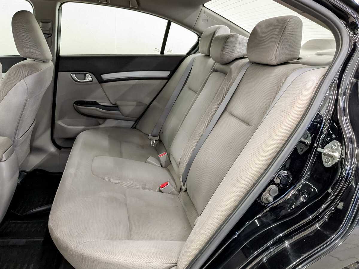 Б/У Хонда Цивик 2012 года. Фото: #11