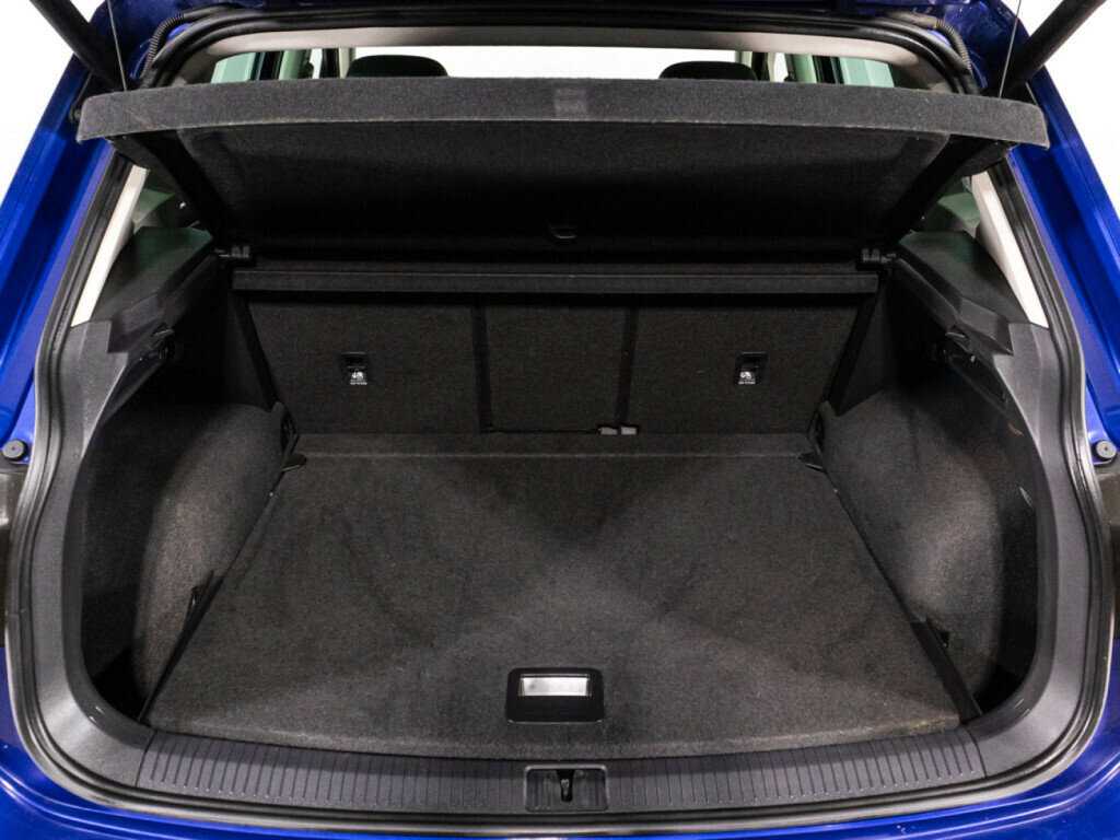 Volkswagen Tiguan 2018 года с пробегом. Фото: #14