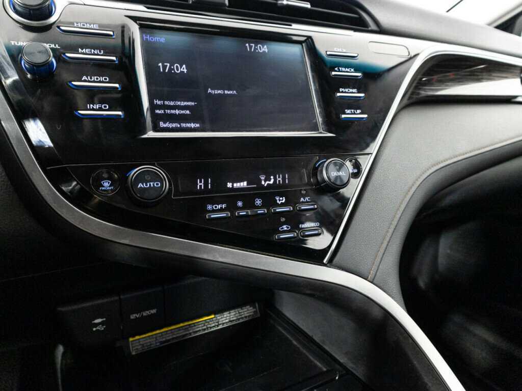 Toyota Camry 2018 года с пробегом. Фото: #15