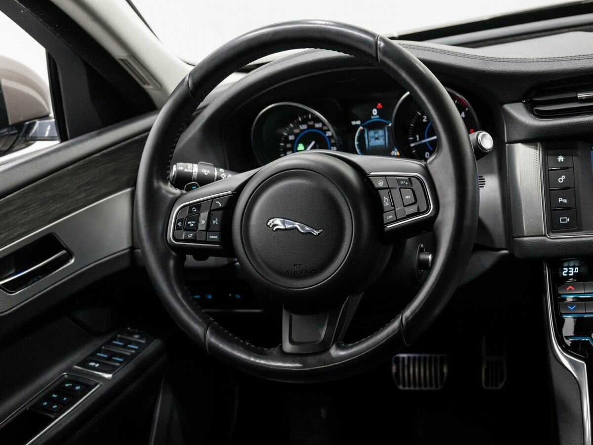 Jaguar XF 2016 года с пробегом. Фото: #11