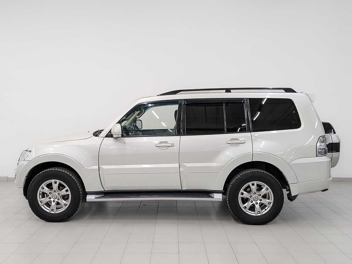 Mitsubishi Pajero 2015 года с пробегом. Фото: #7
