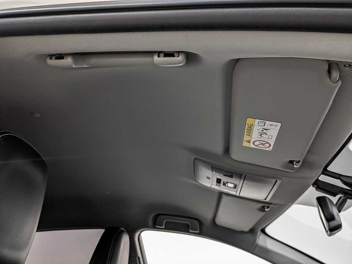 Toyota RAV4 2017 года с пробегом. Фото: #20