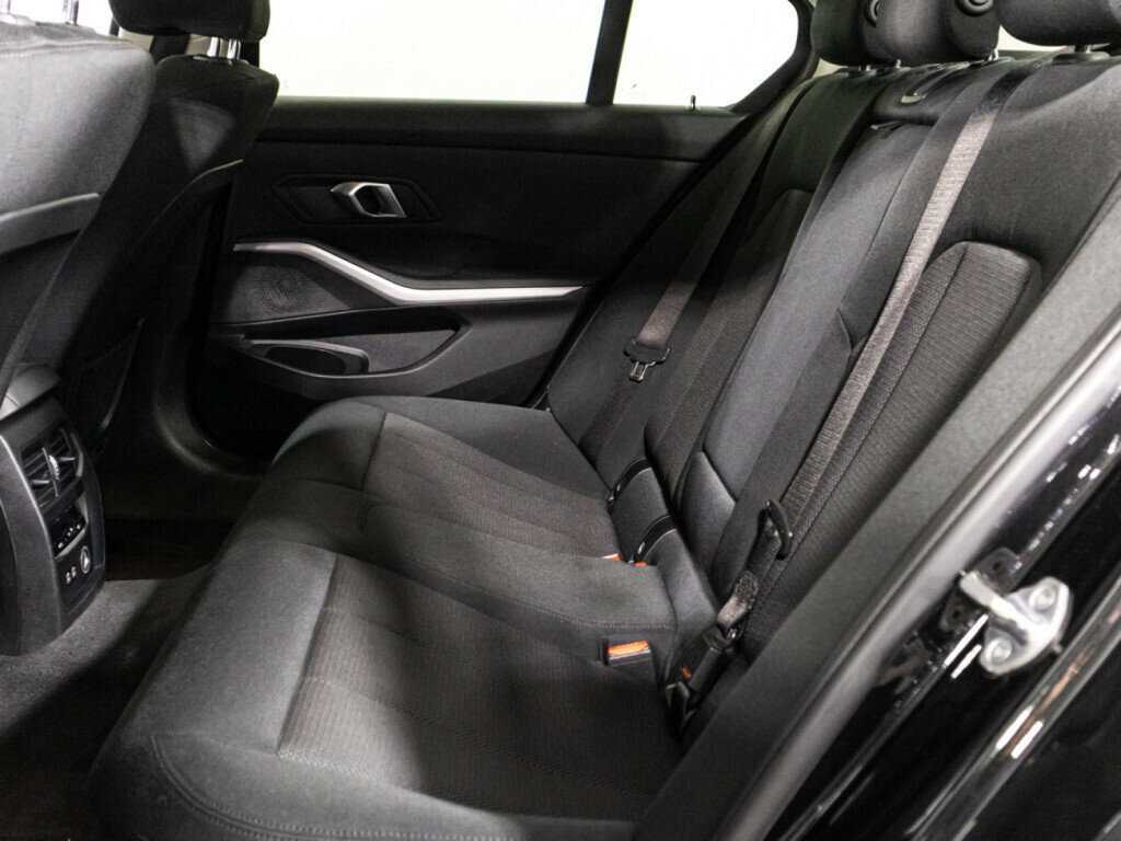 BMW 3 серии 2019 года с пробегом. Фото: #9