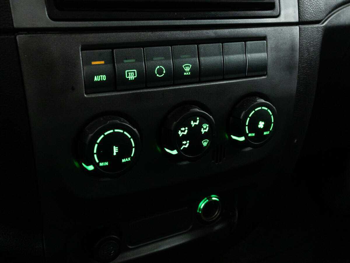 УАЗ Patriot 2016 года с пробегом. Фото: #14