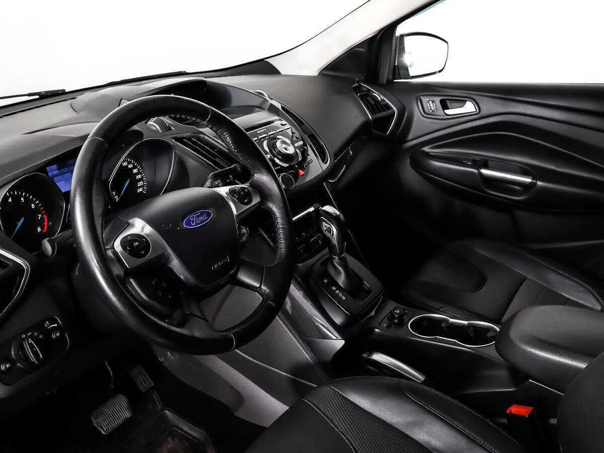 Ford Kuga 2014 года с пробегом. Фото: #8