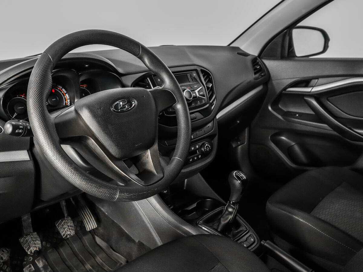 Lada (ВАЗ) Vesta 2017 года с пробегом. Фото: #8