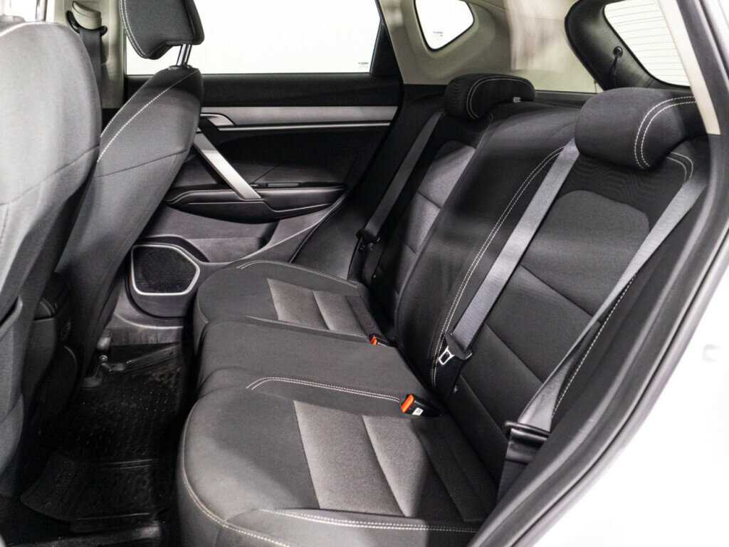 Geely Coolray 2021 года с пробегом. Фото: #9