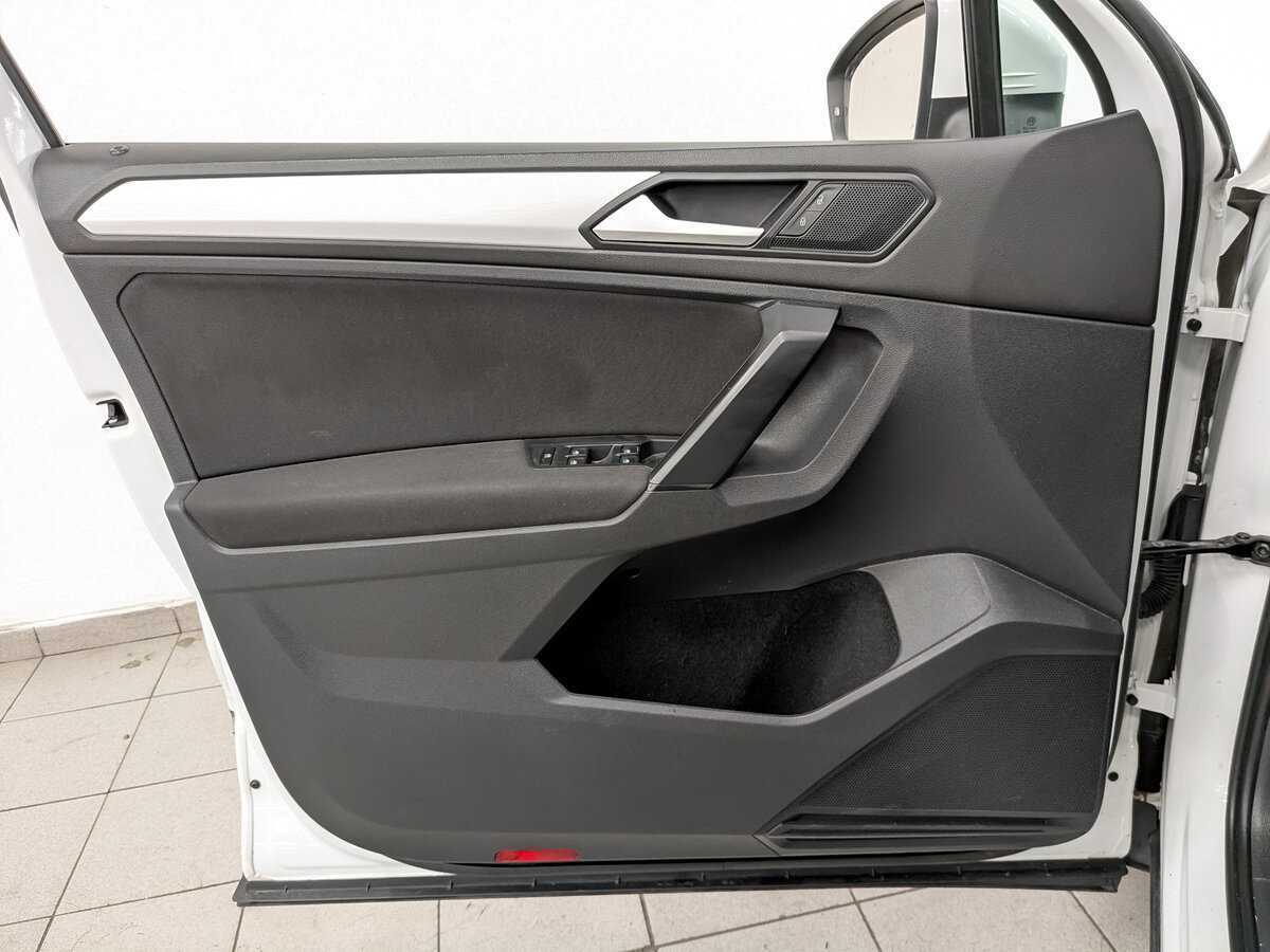 Volkswagen Tiguan 2021 года с пробегом. Фото: #18