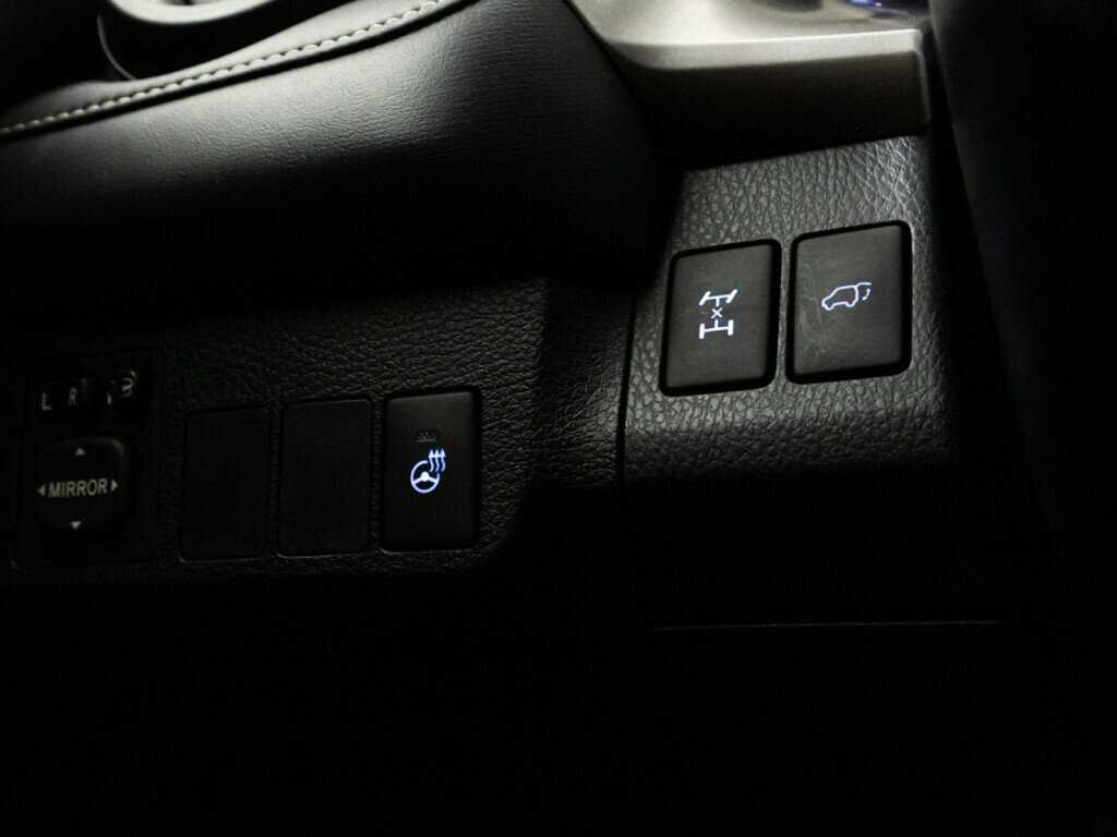 Toyota RAV4 2017 года с пробегом. Фото: #18