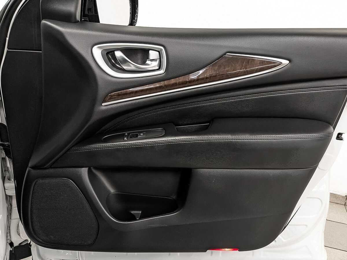 Infiniti QX60 2014 года с пробегом. Фото: #24