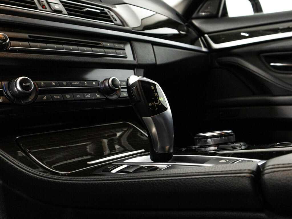 BMW 5 серии 2016 года с пробегом. Фото: #25