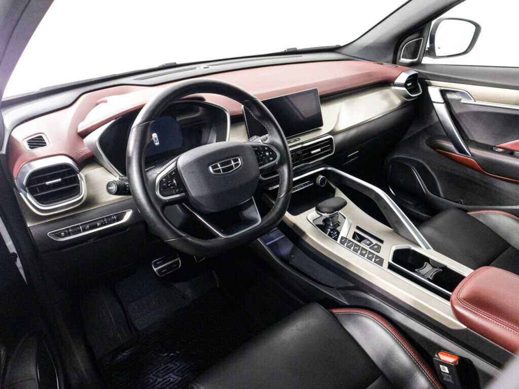 Geely Coolray 2023 года с пробегом. Фото: #10