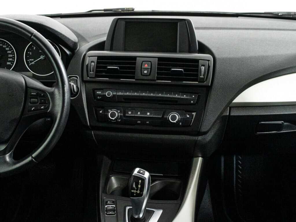 BMW 1 серии 2013 года с пробегом. Фото: #13