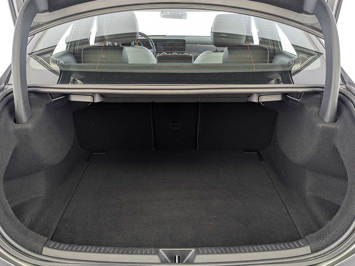 Mercedes-Benz A-Класс 2019 года с пробегом. Фото: #9