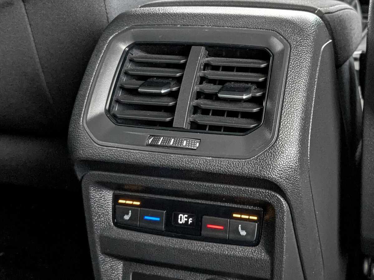 Volkswagen Tiguan 2018 года с пробегом. Фото: #23