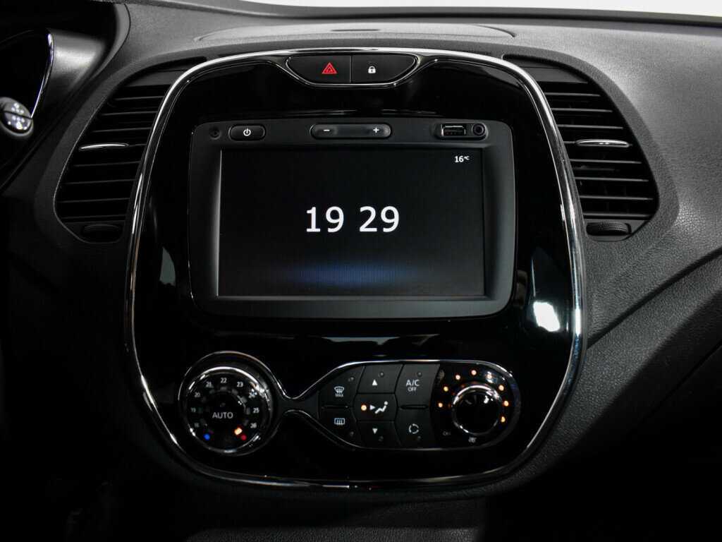 Б/У Рено Каптюр 2019 года. Фото: #17