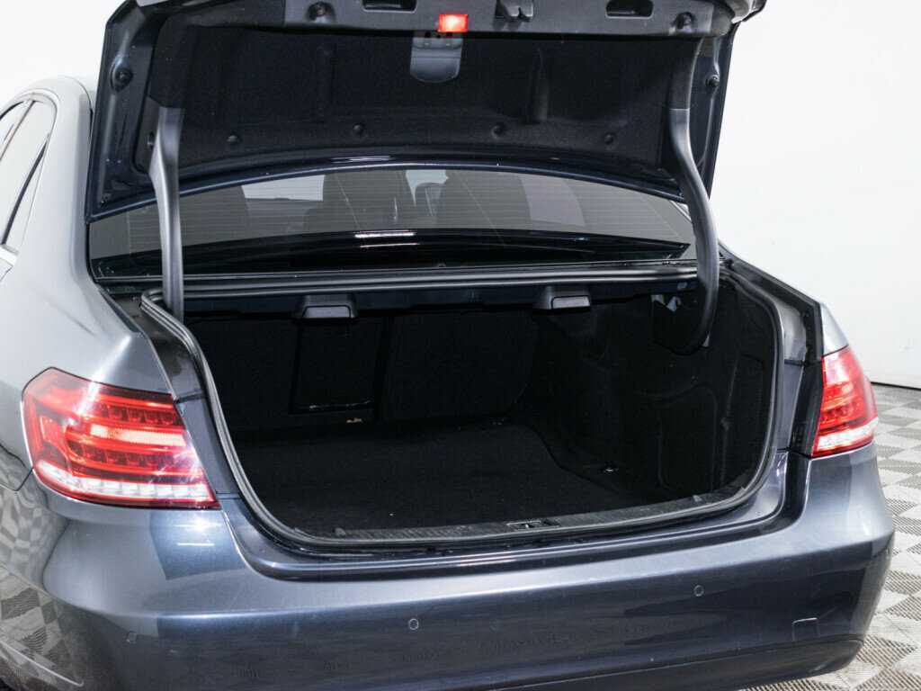 Mercedes-Benz E-Класс 2014 года с пробегом. Фото: #6