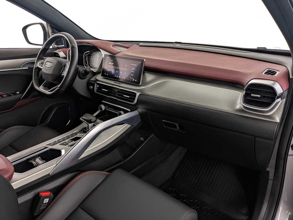 Geely Coolray 2023 года с пробегом. Фото: #10