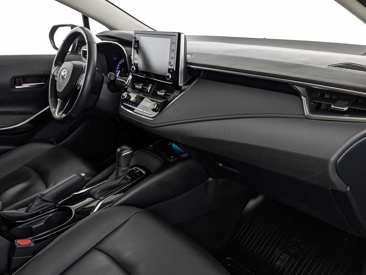 Toyota Corolla 2021 года с пробегом. Фото: #12