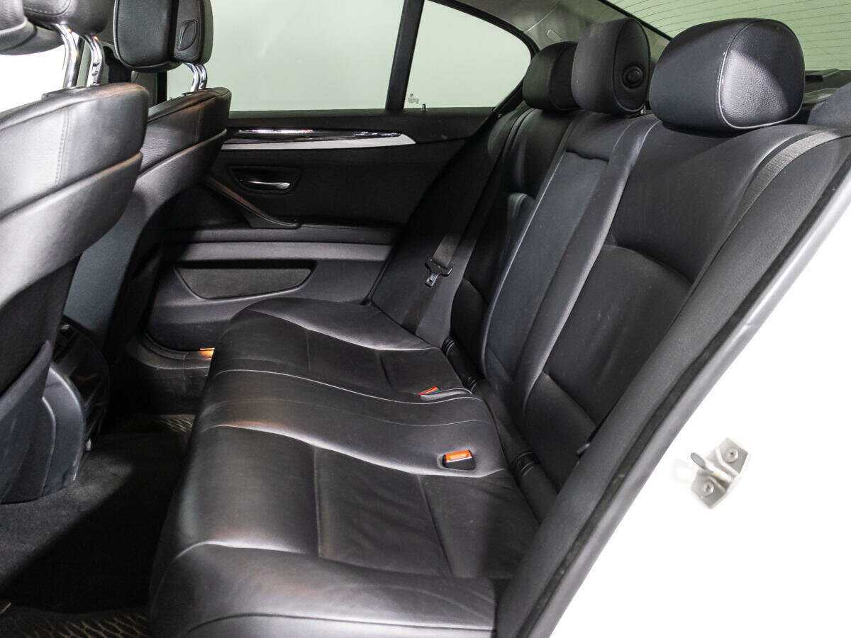 BMW 5 серии 2012 года с пробегом. Фото: #9