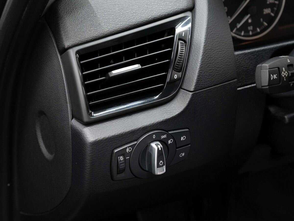 BMW X1 2013 года с пробегом. Фото: #18