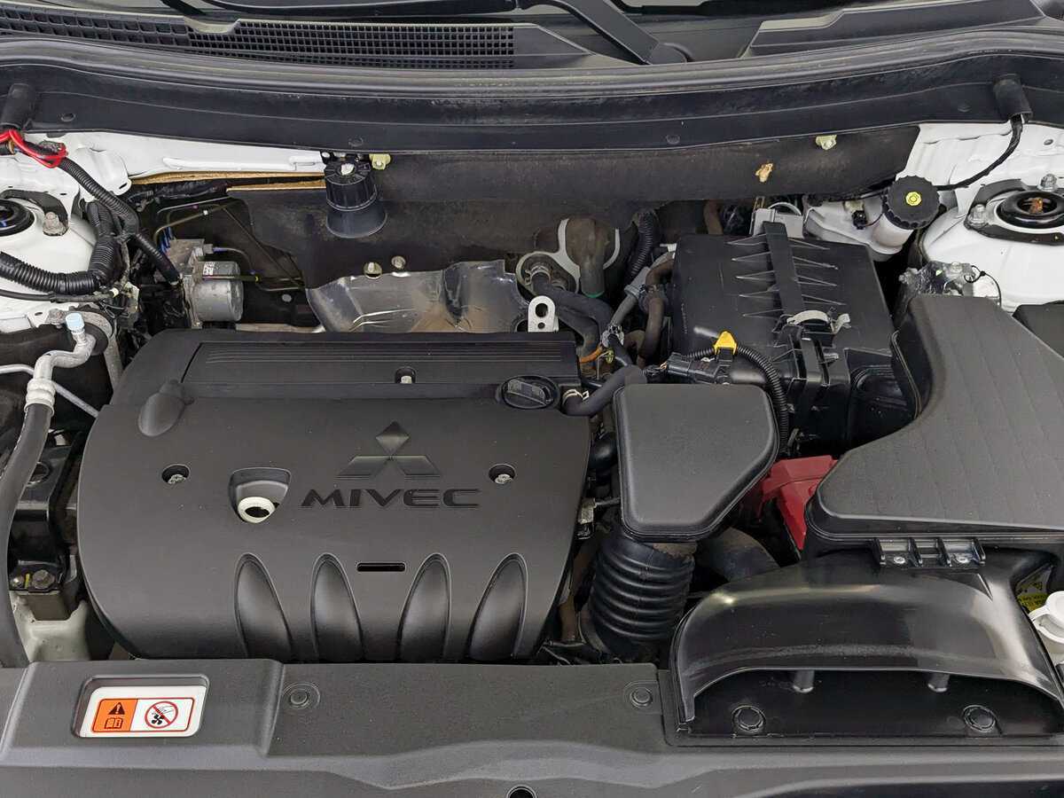 Mitsubishi Outlander 2021 года с пробегом. Фото: #8