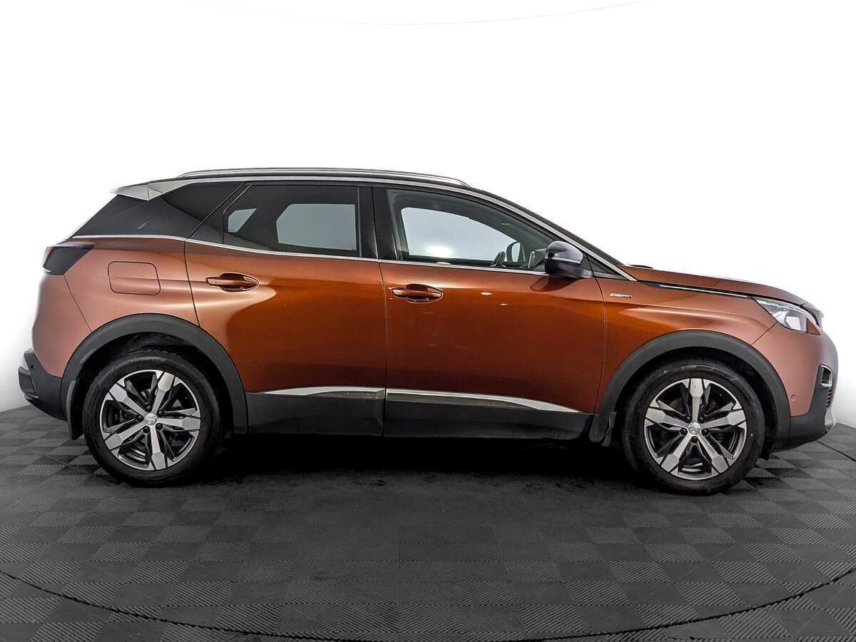 Peugeot 3008 2019 года с пробегом. Фото: #3