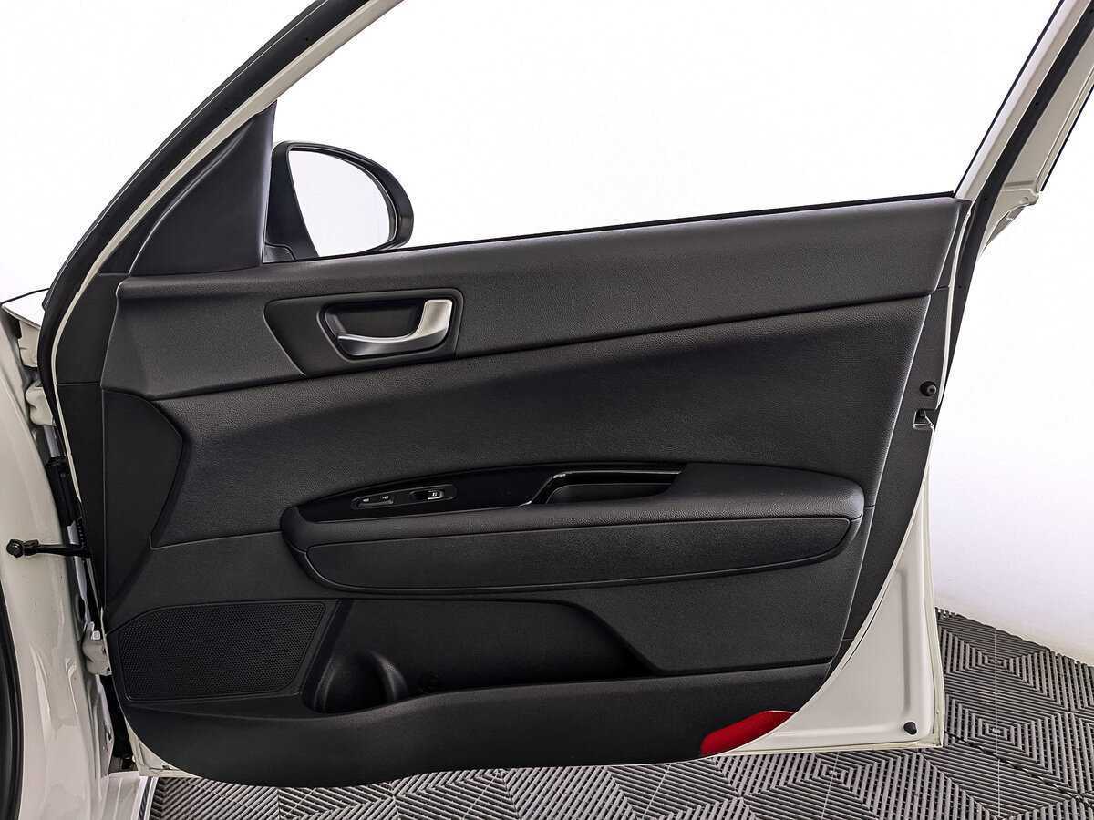 Kia Optima 2017 года с пробегом. Фото: #23