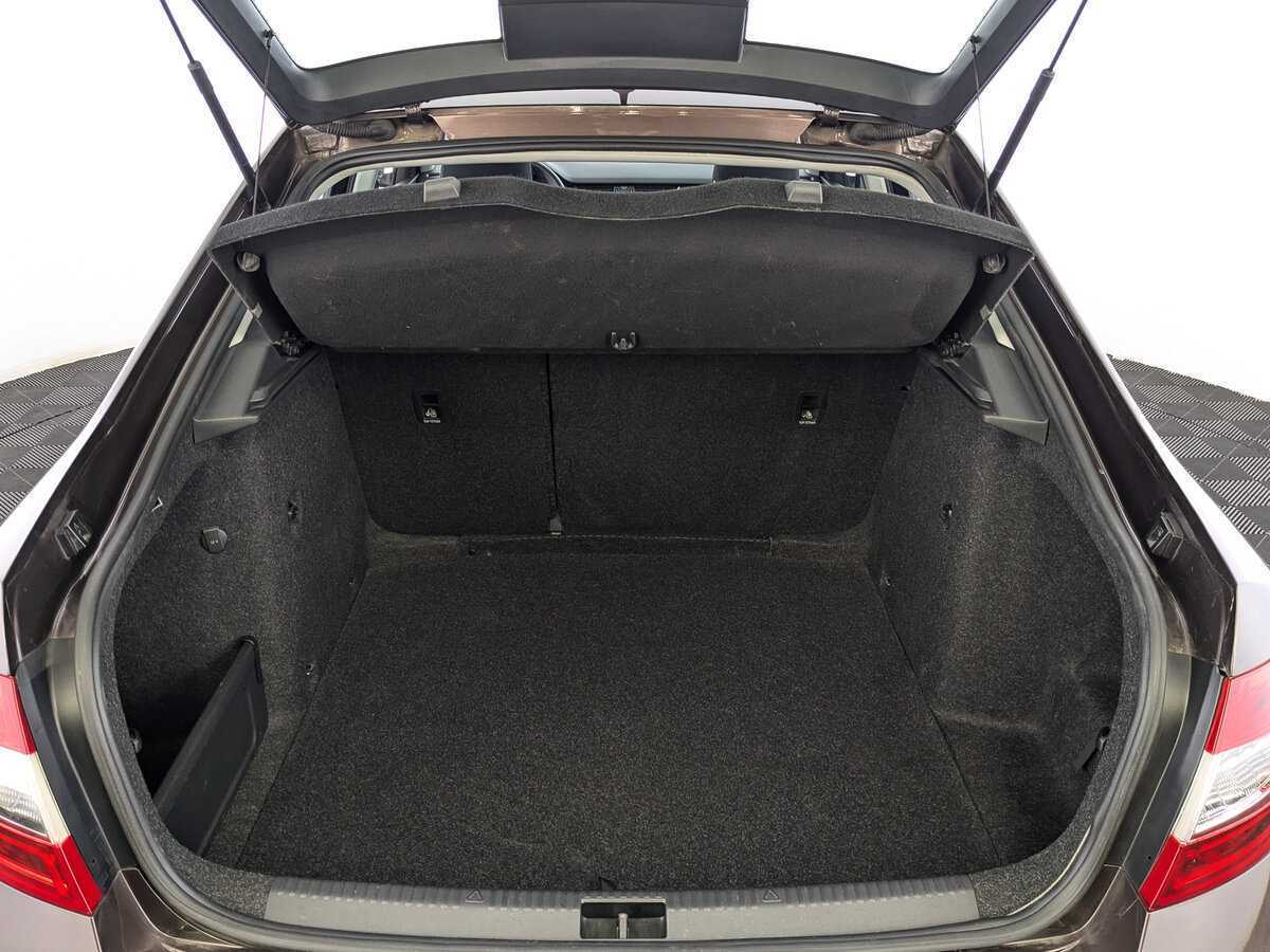 Skoda Octavia 2020 года с пробегом. Фото: #9