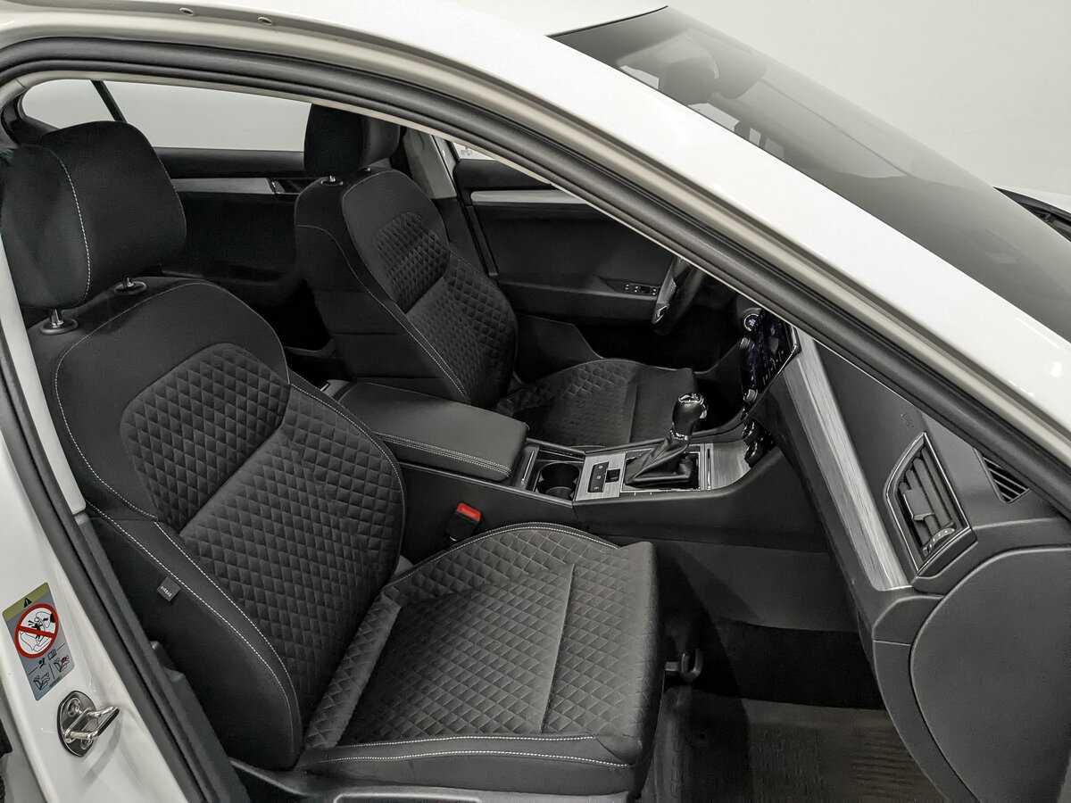 Skoda Superb 2020 года с пробегом. Фото: #24