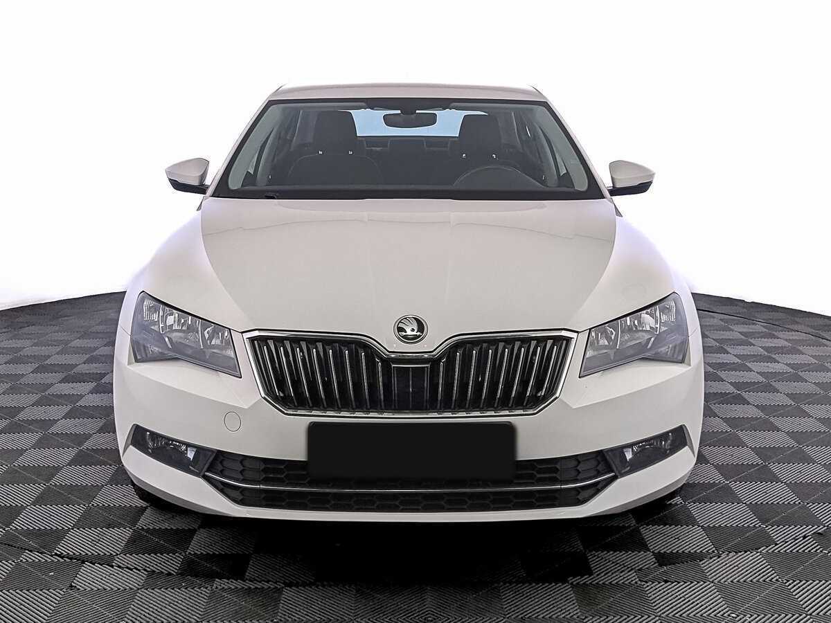 Skoda Superb 2017 года с пробегом. Фото: #1