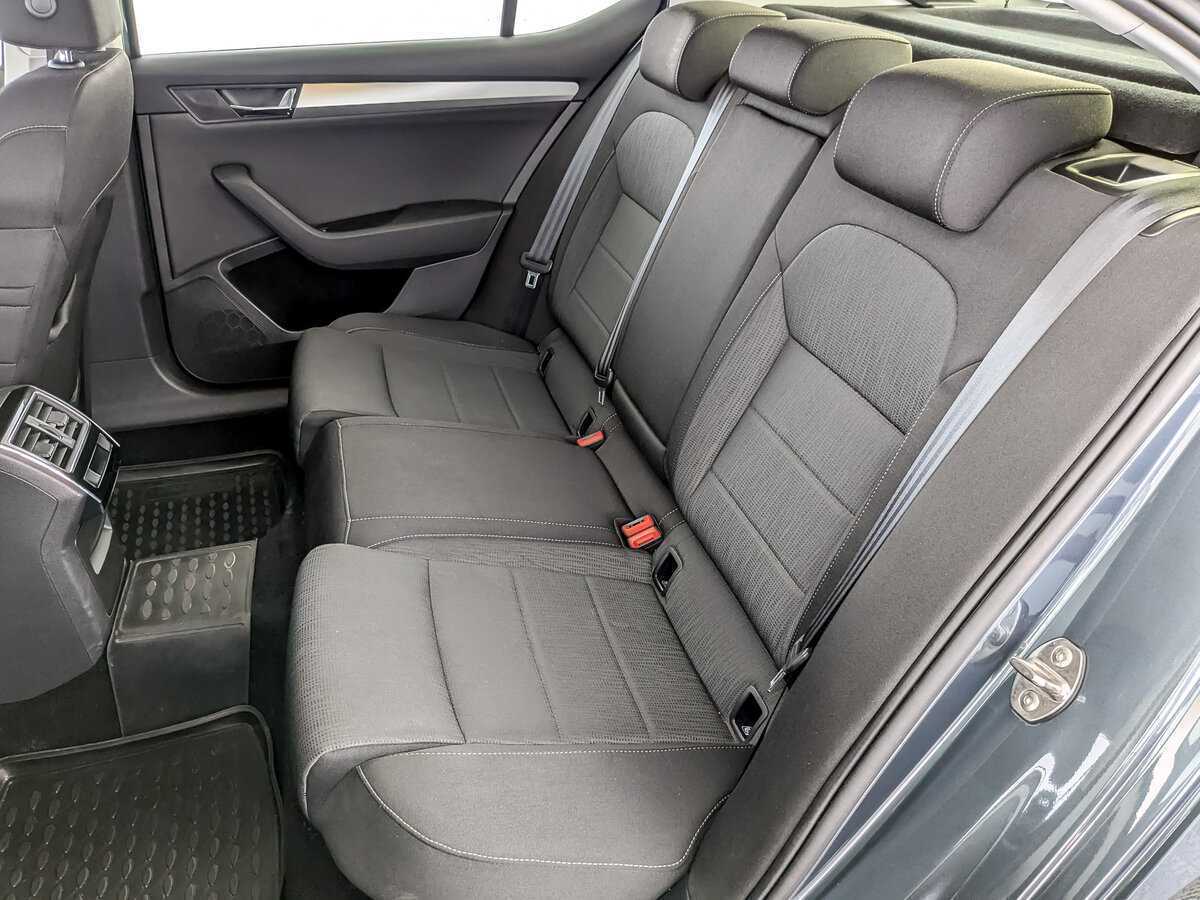 Skoda Superb 2018 года с пробегом. Фото: #11