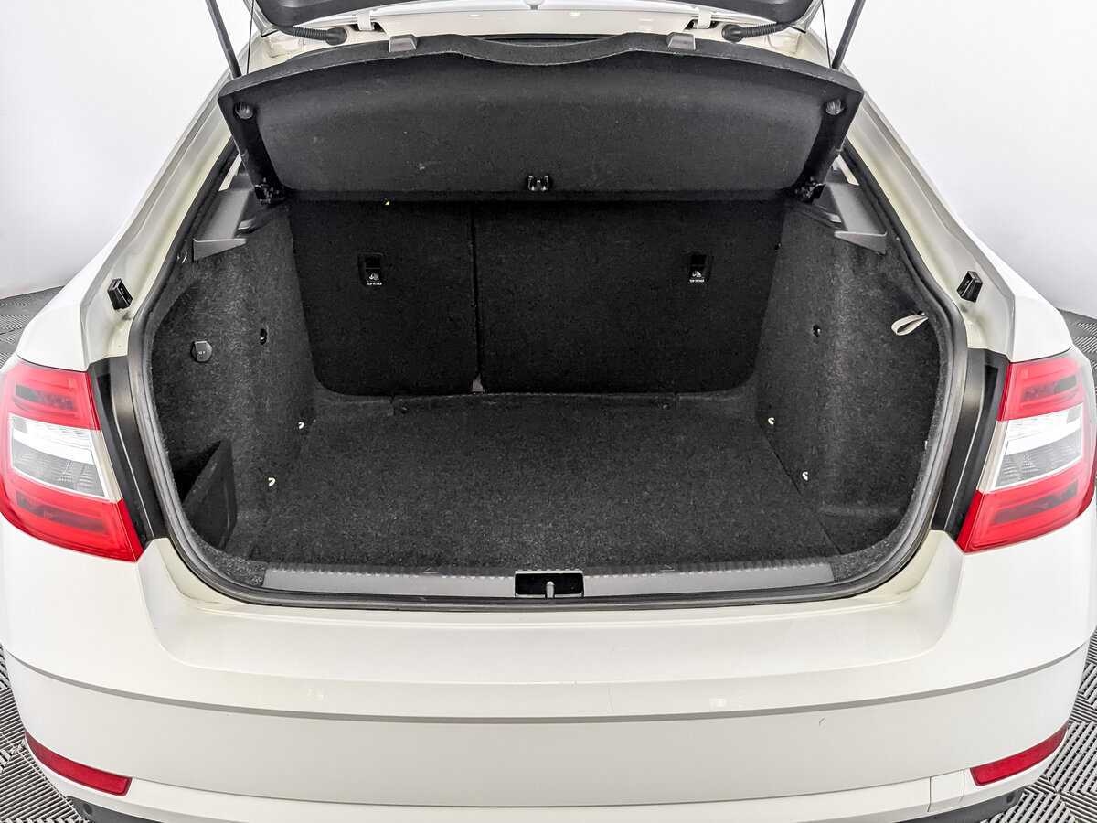 Skoda Octavia 2020 года с пробегом. Фото: #9