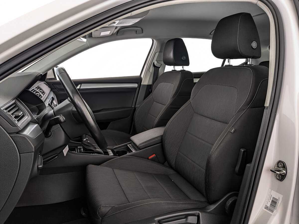 Skoda Superb 2017 года с пробегом. Фото: #17