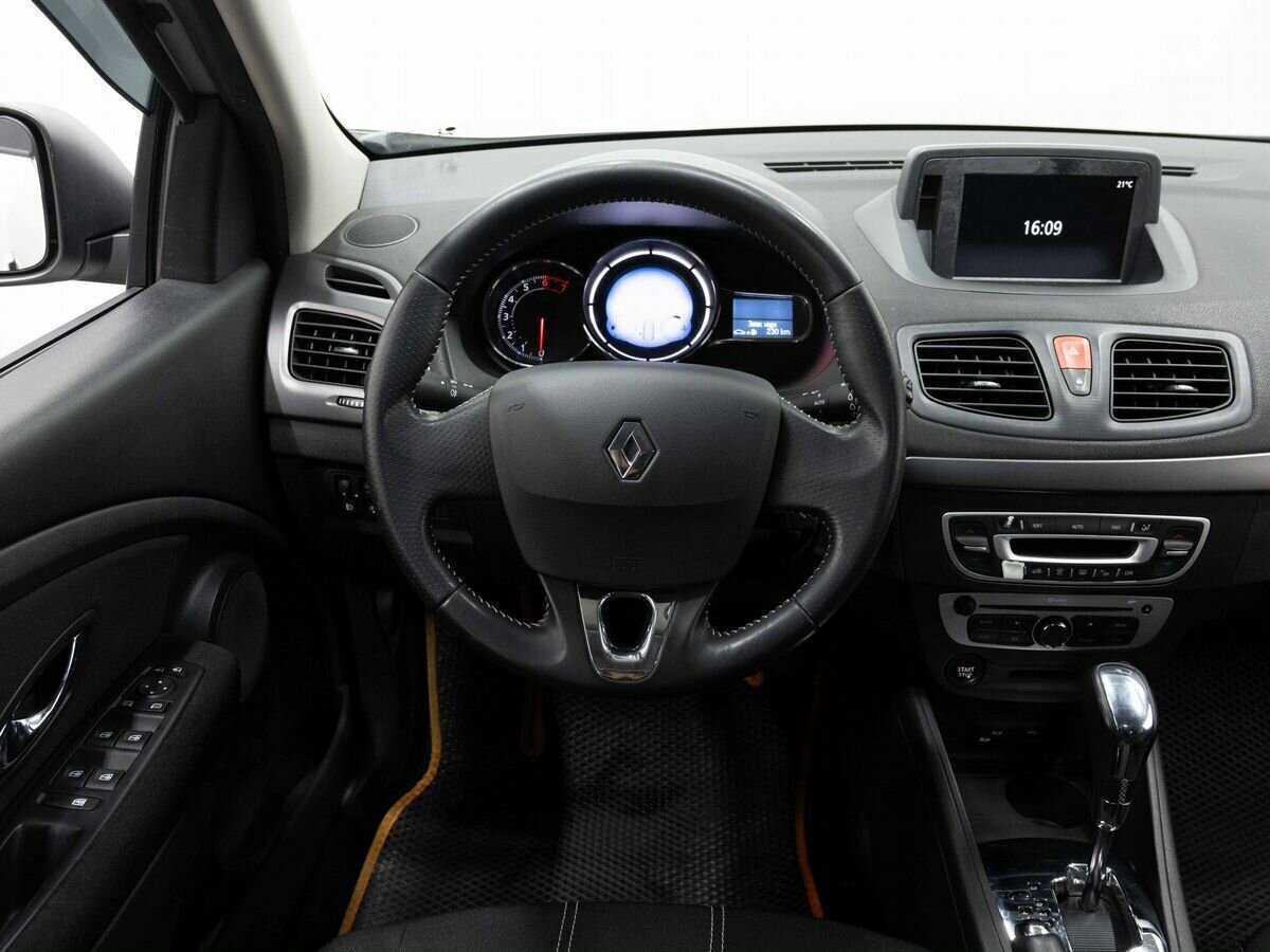 Renault Fluence 2013 года с пробегом. Фото: #15